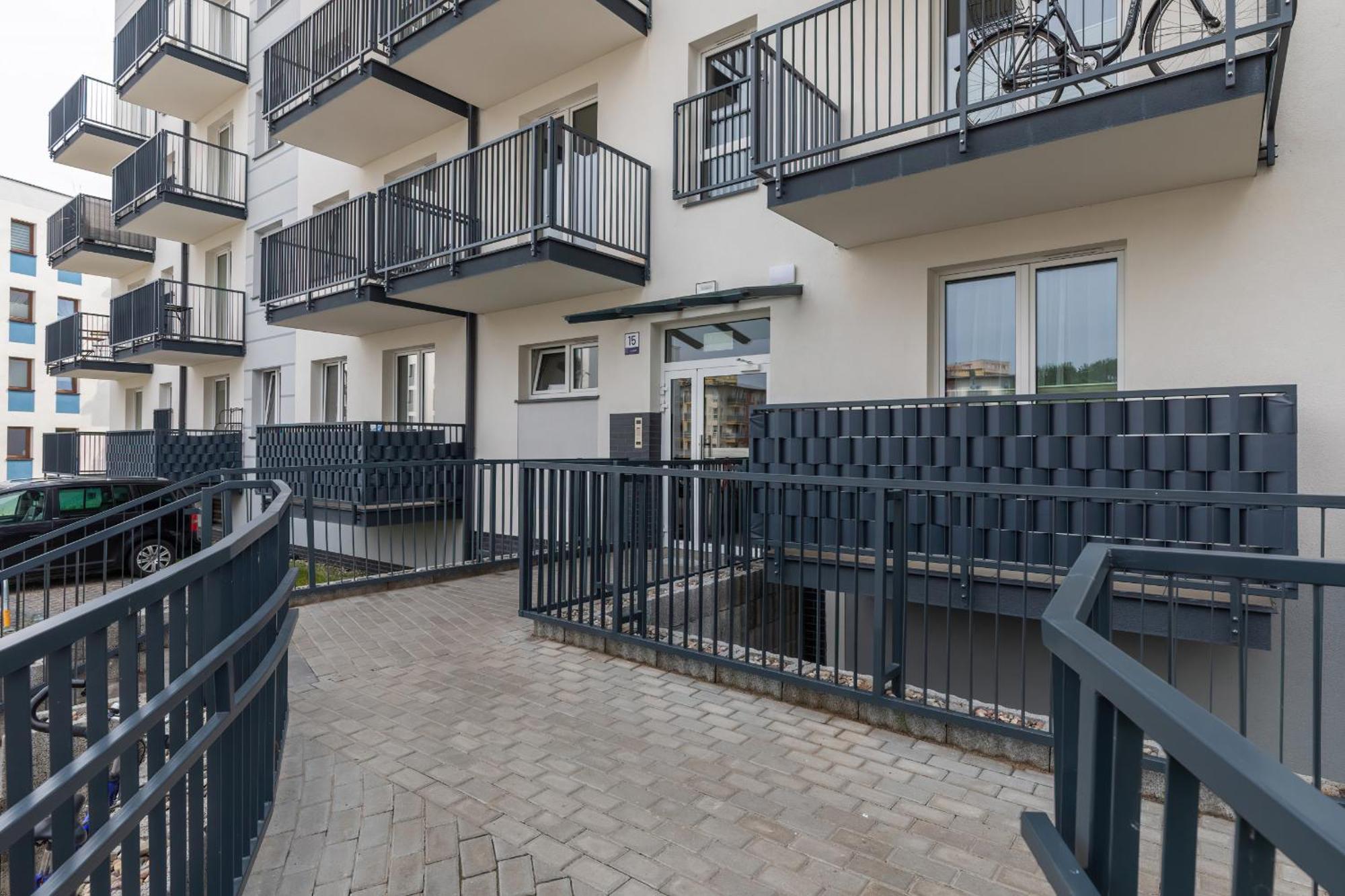 Sunny Apartments With Parking & Balcony Luzycka By Noclegi Renters Swinoujscie Ngoại thất bức ảnh